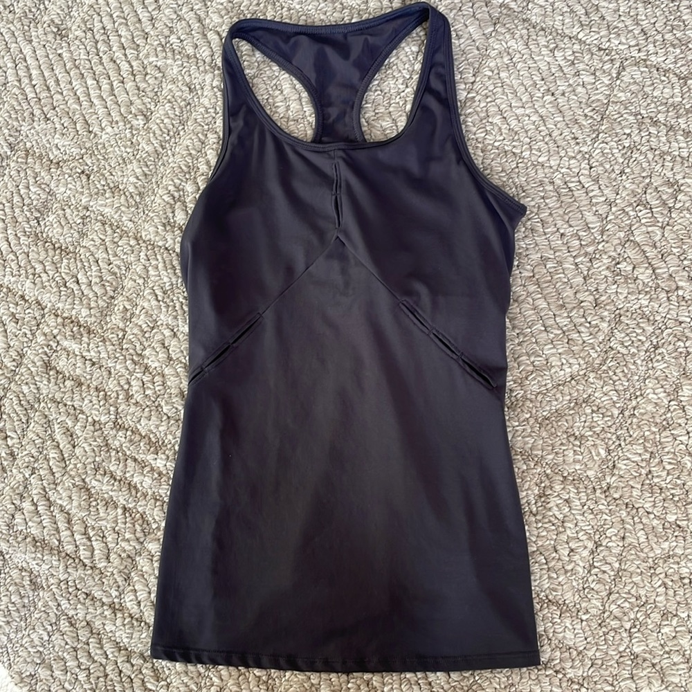 Fabletics Cut Out Tank